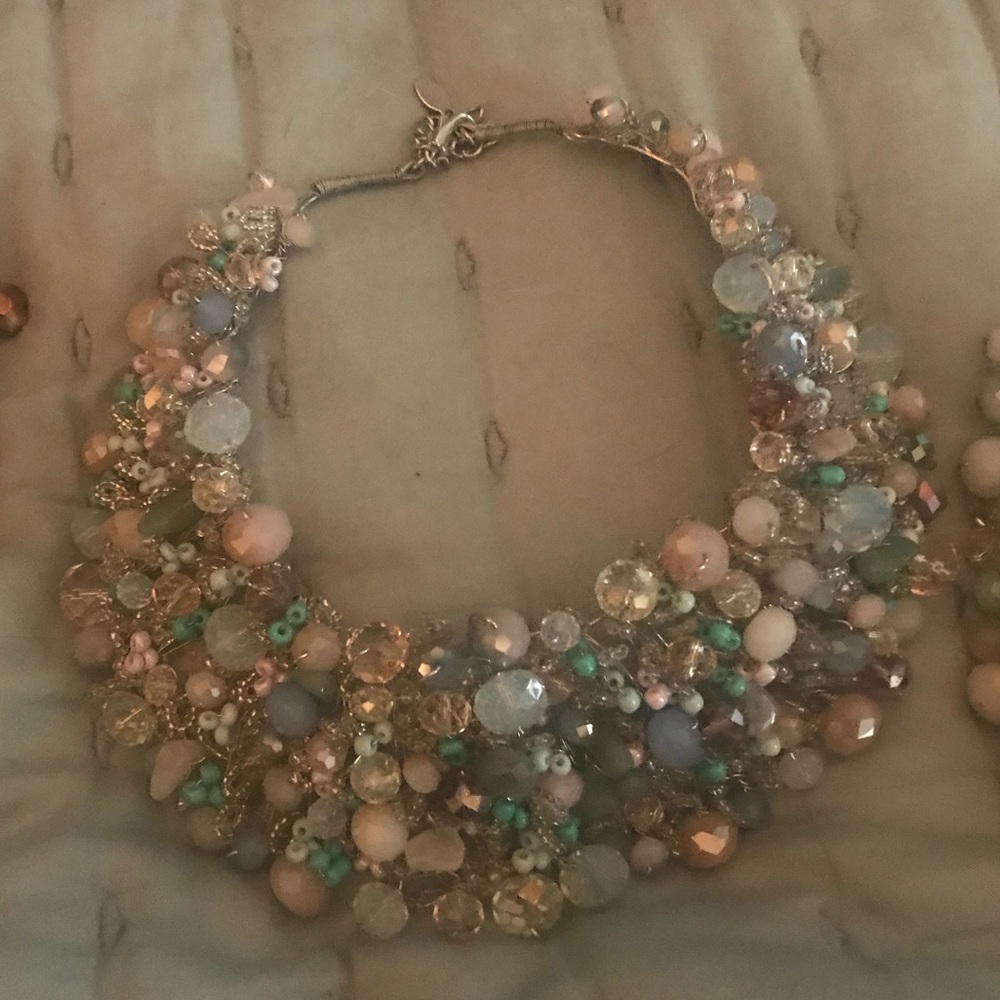 Statement necklace